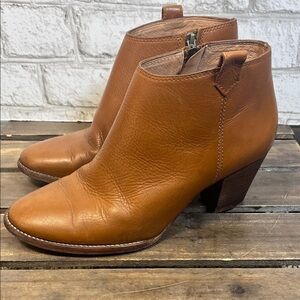 Madewell brown leather side zip Billie Ankle booties size 9